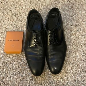 Louis Vuitton black leather dress shoes